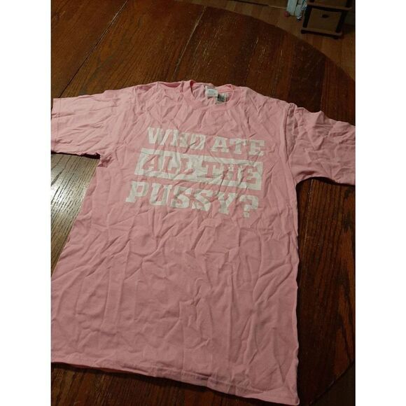 New Small Short Sleeve Crew Neck Who Ate The Puss* Cotton Tee T-Shirt Top NWT - Picture 1 of 3
